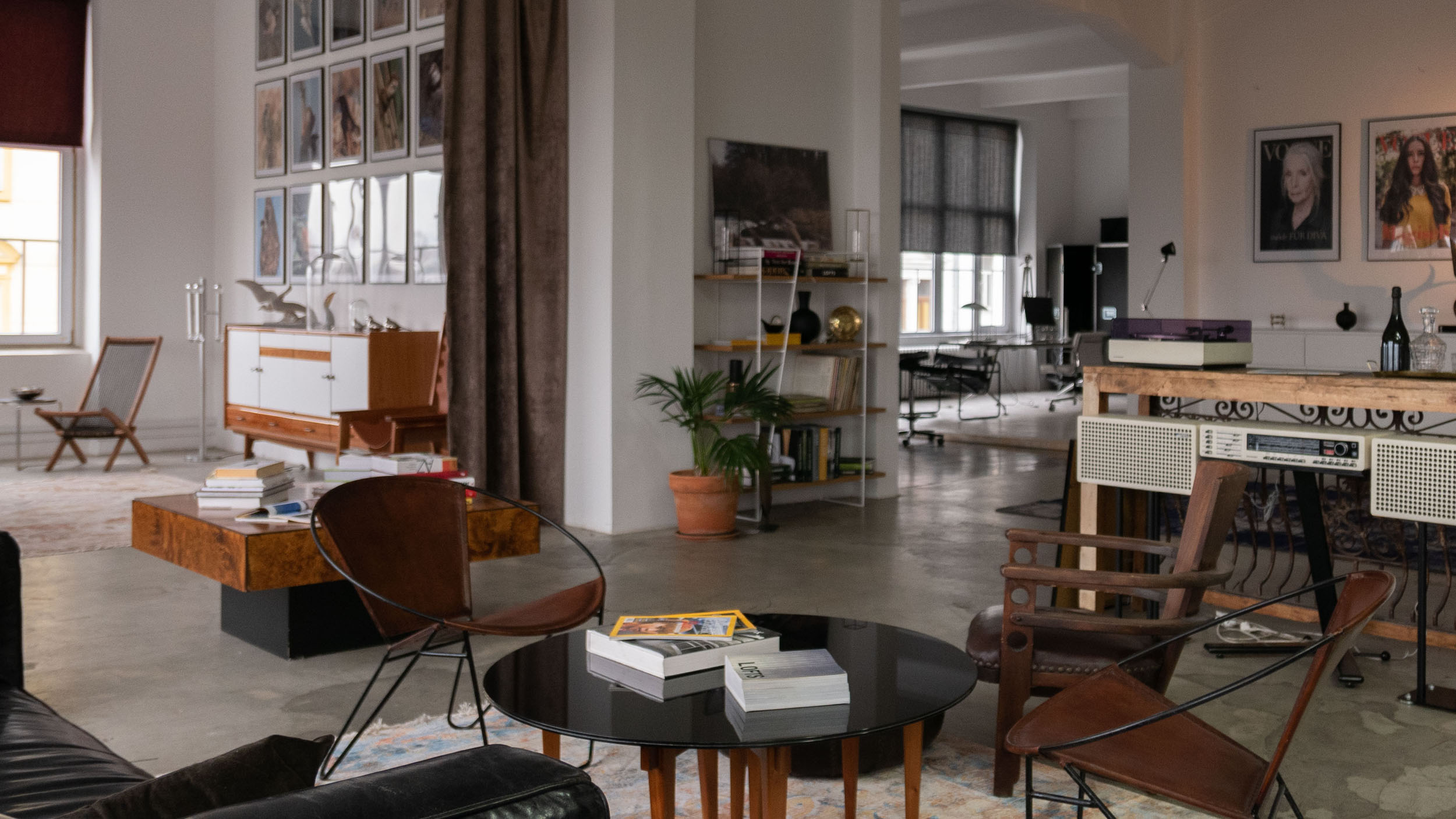 Pleasure Principle / Production Designer: Jiri Karasek