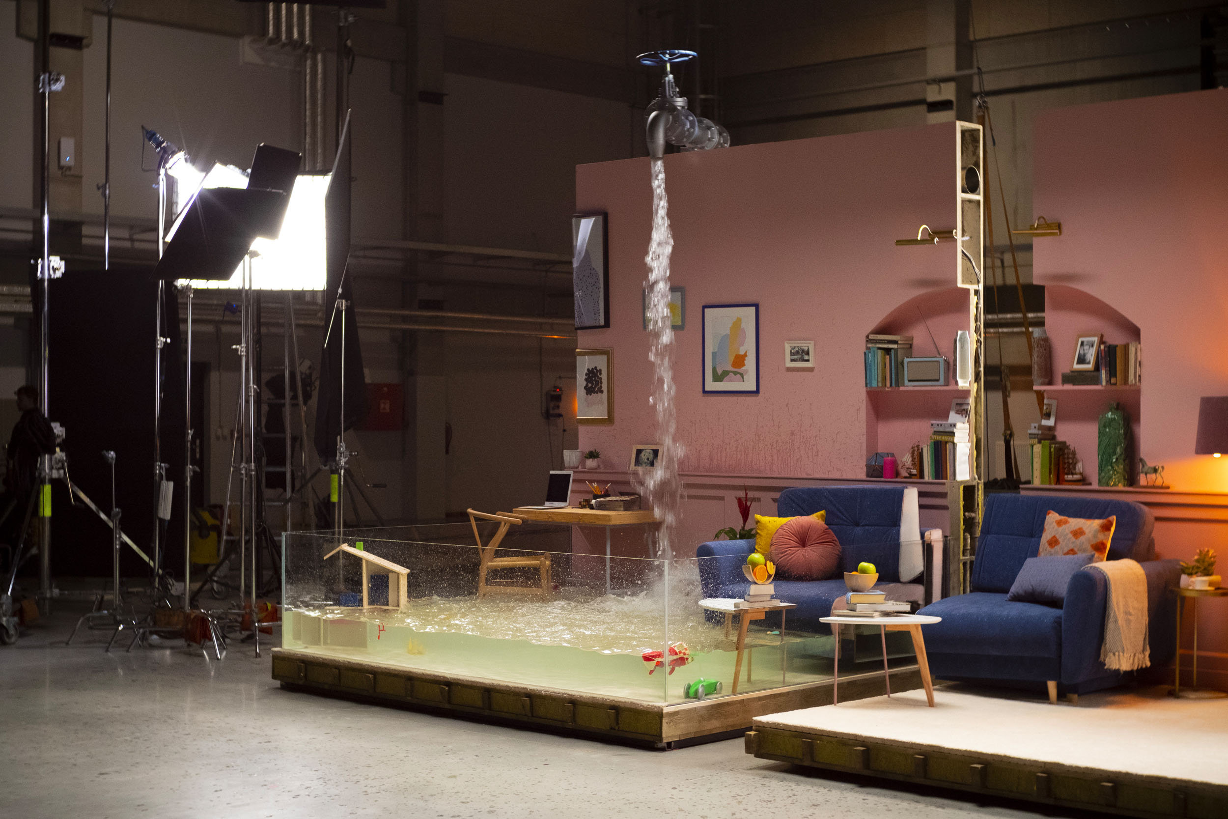 Vanish / Production Designer: Jiri Karasek
