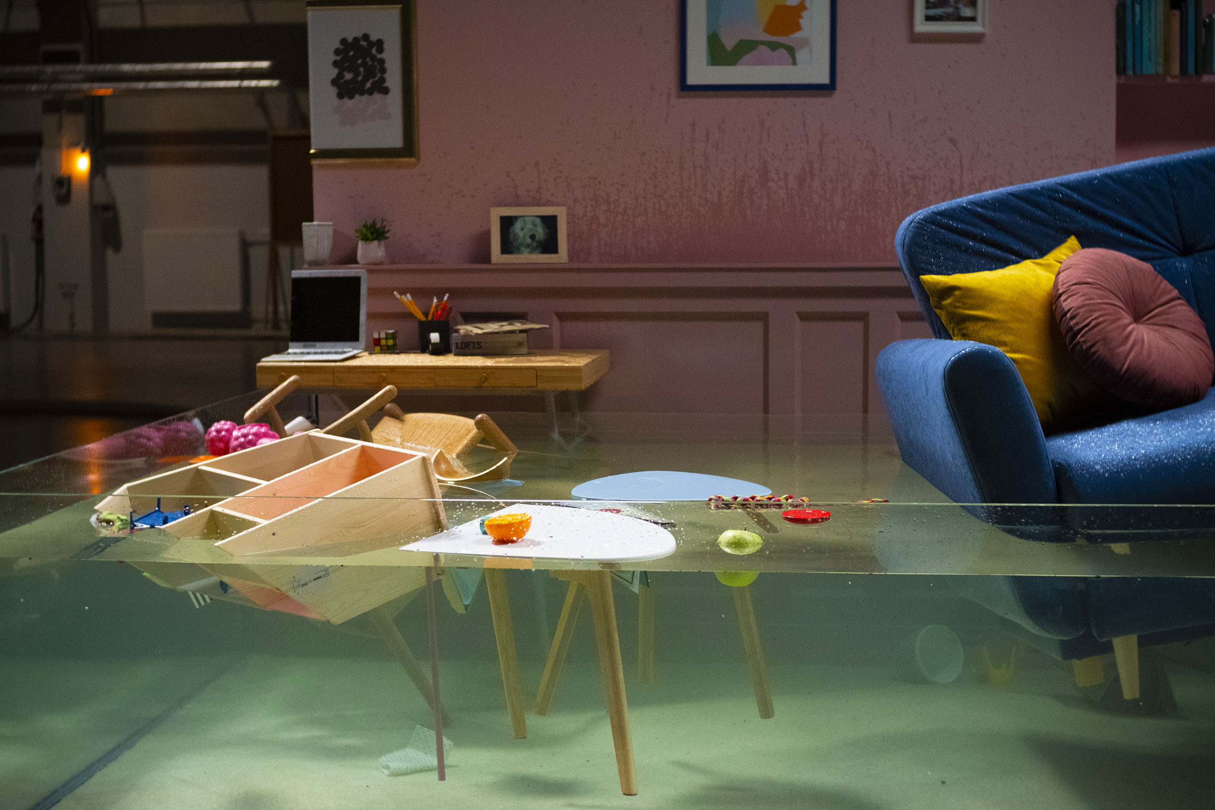 Vanish / Production Designer: Jiri Karasek